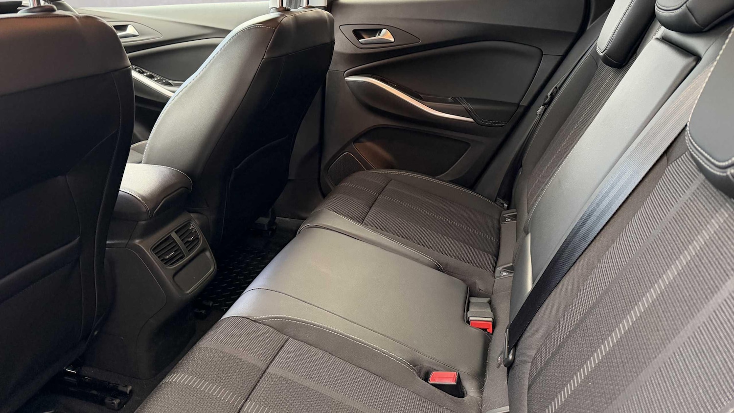 Used Vauxhall Grandland 2024 for sale - 78024005: Photo 13