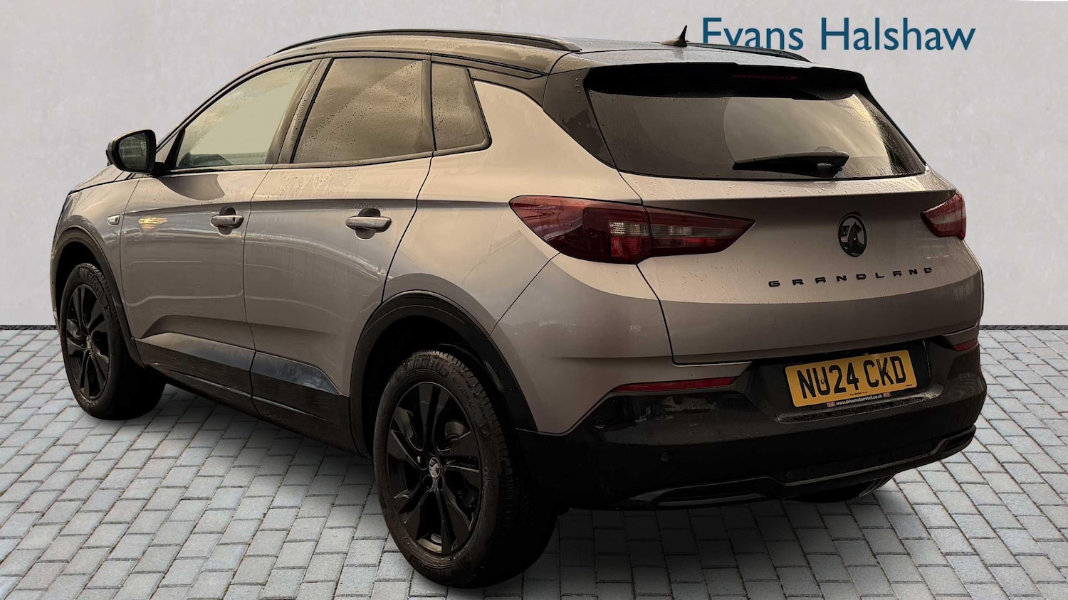Used Vauxhall Grandland 2024 for sale - 78024005: Photo 2