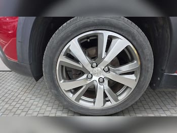 Used Peugeot 2008 2017 for sale - 79745623: Photo