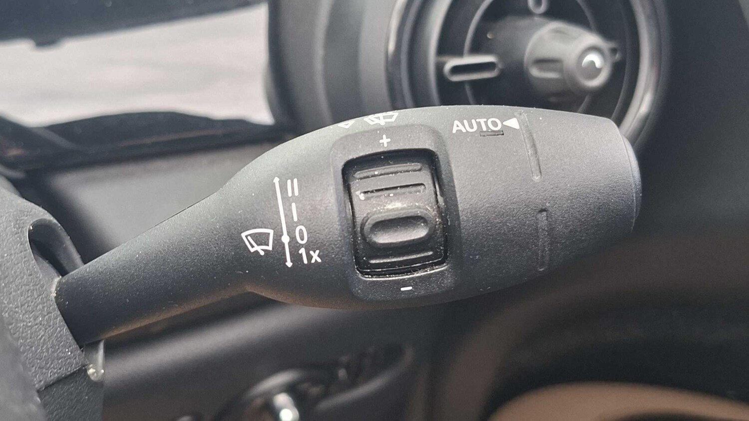 Used MINI Convertible 2022 for sale - 78118992: Photo 17