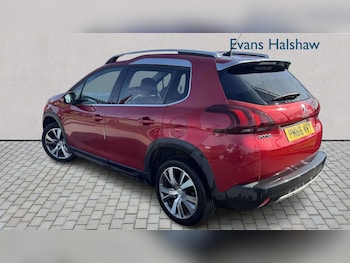 Used Peugeot 2008 2017 for sale - 77943504: Photo