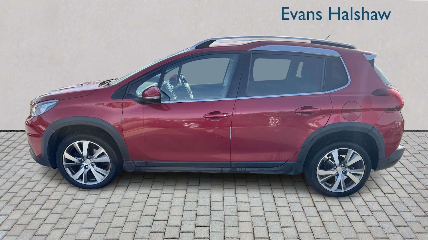 Used Peugeot 2008 2017 for sale - 77943504: Photo 3