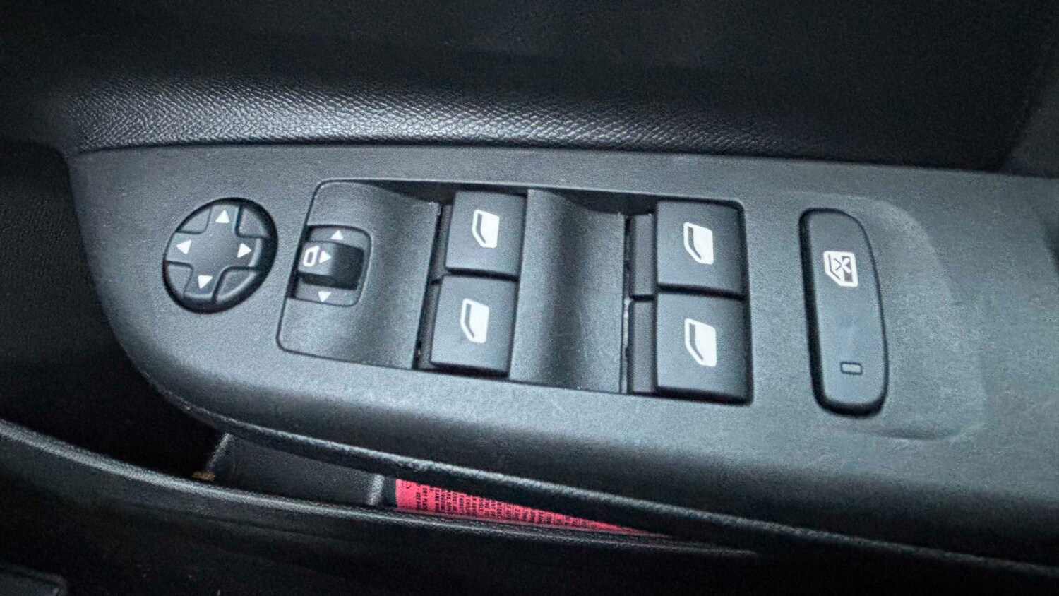 Used Vauxhall Corsa for sale - 77861058: Photo 18