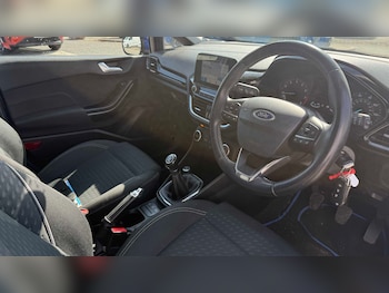 Used Ford Fiesta 2018 for sale - 79364859: Photo