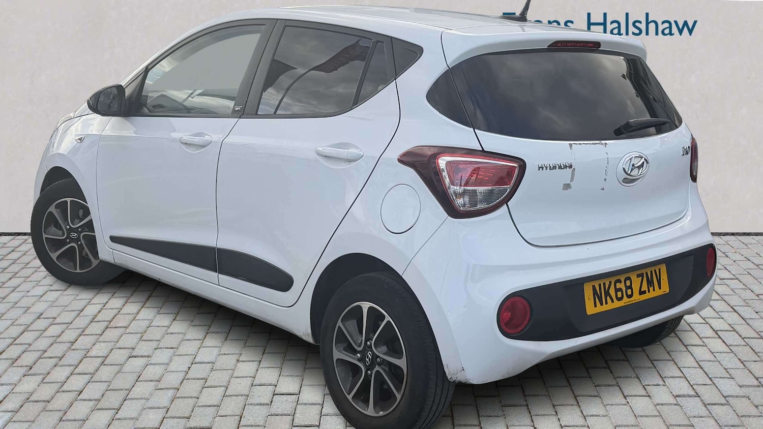 Used Hyundai i10 2018 for sale - 78076683: Photo 2
