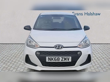 Used Hyundai i10 2018 for sale - 78076683: Photo