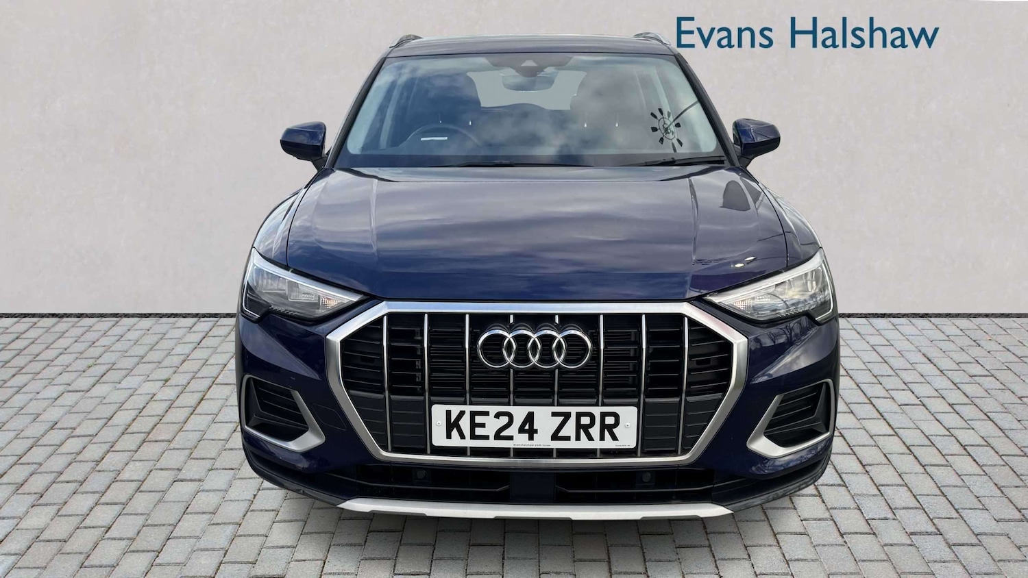 Used Audi Q3 2024 for sale - 77894413: Photo 3