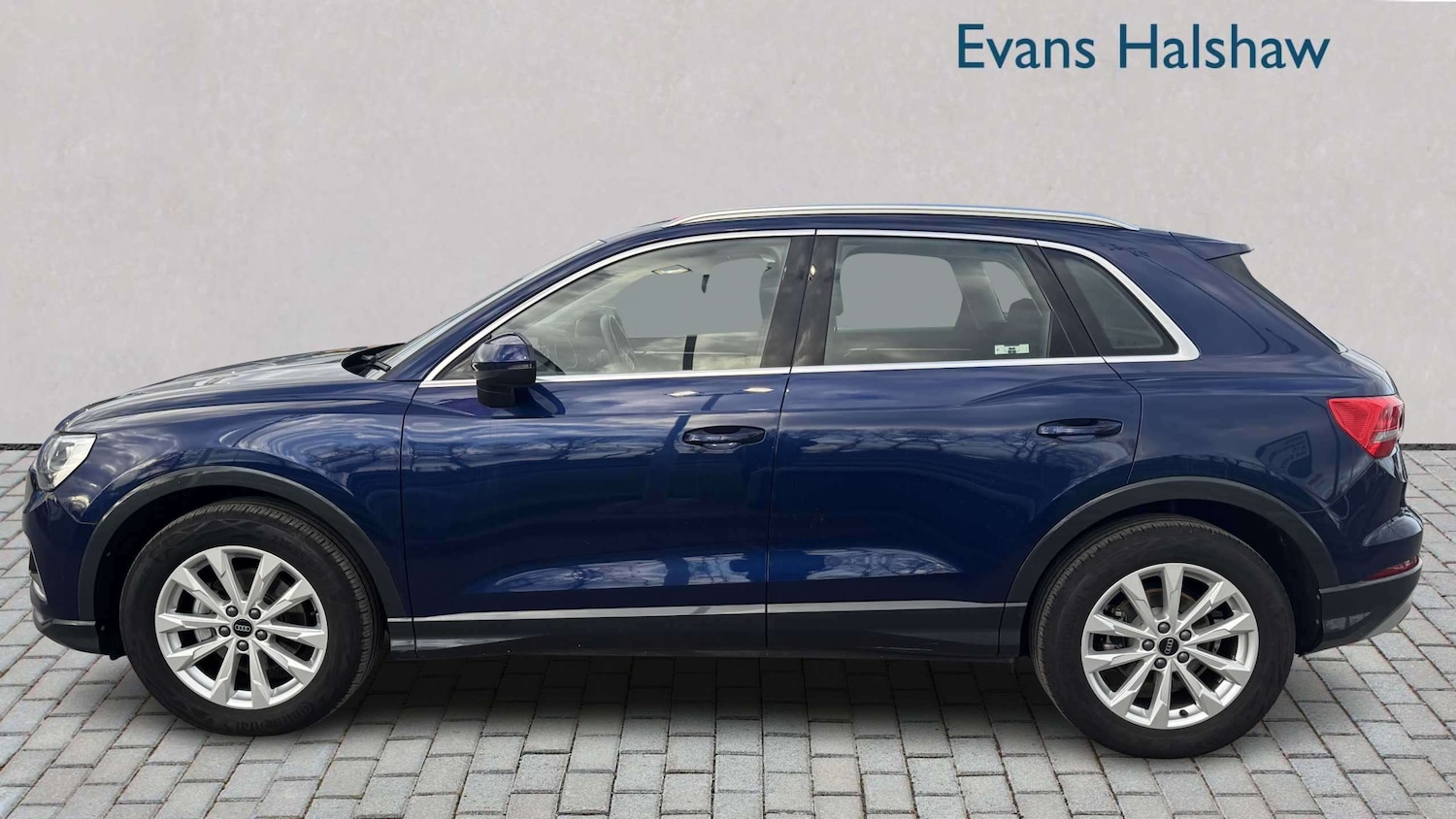 Used Audi Q3 2024 for sale - 77894413: Photo 4