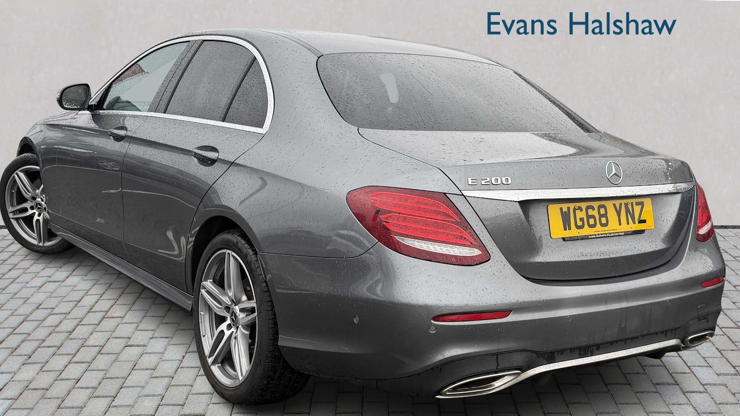 Used Mercedes-Benz E Class for sale - 77861410: Photo 2