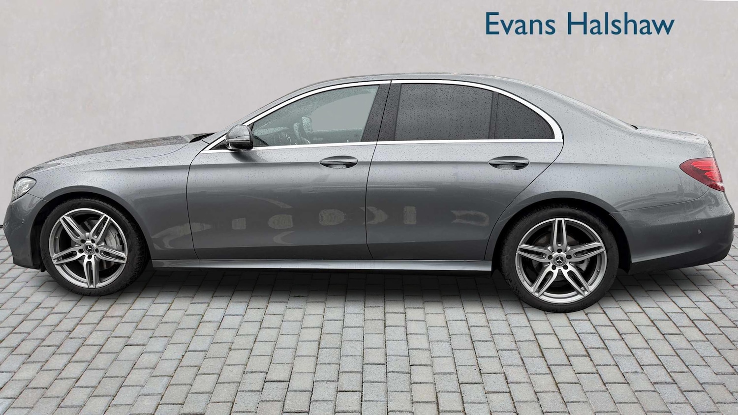 Used Mercedes-Benz E Class for sale - 77861410: Photo 3