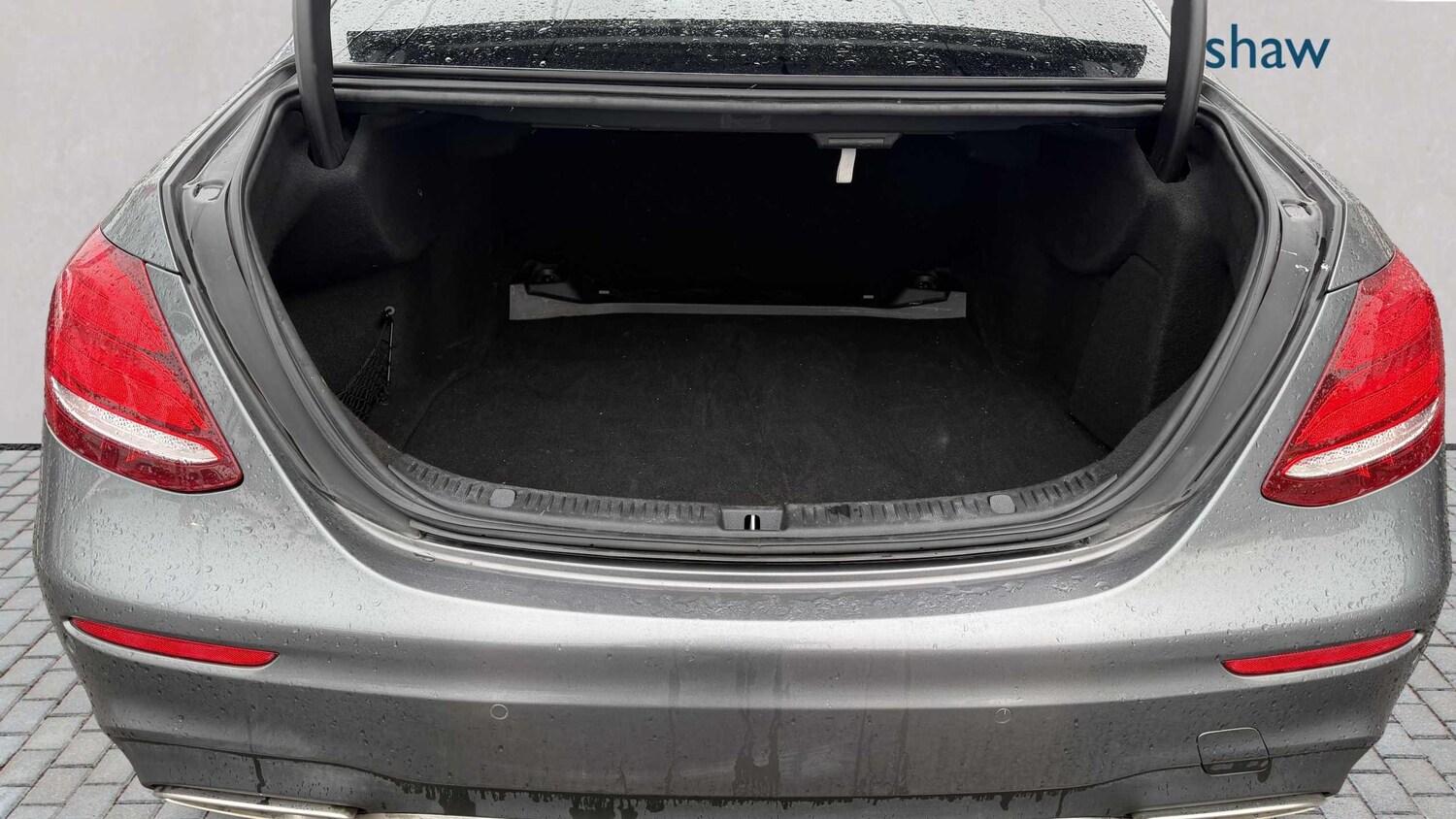 Used Mercedes-Benz E Class for sale - 77861410: Photo 7