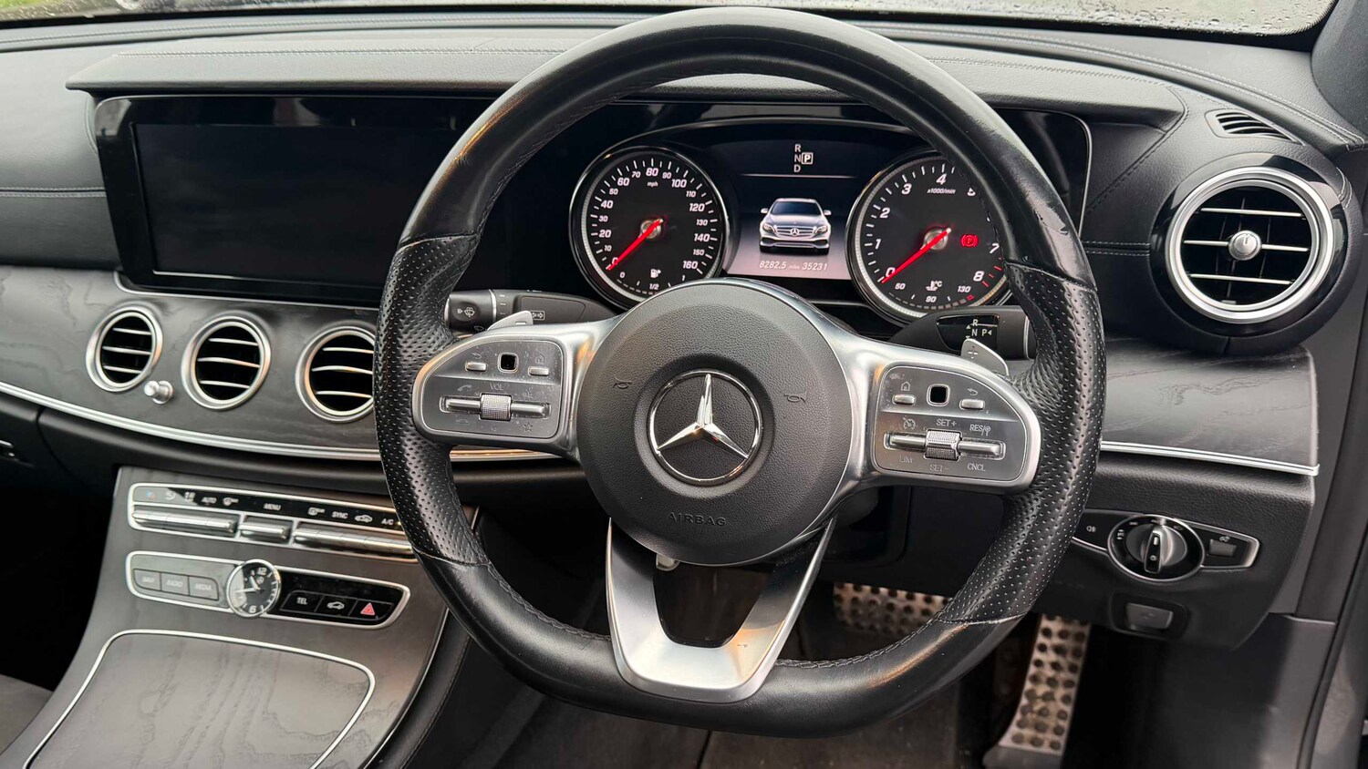 Used Mercedes-Benz E Class for sale - 77861410: Photo 9