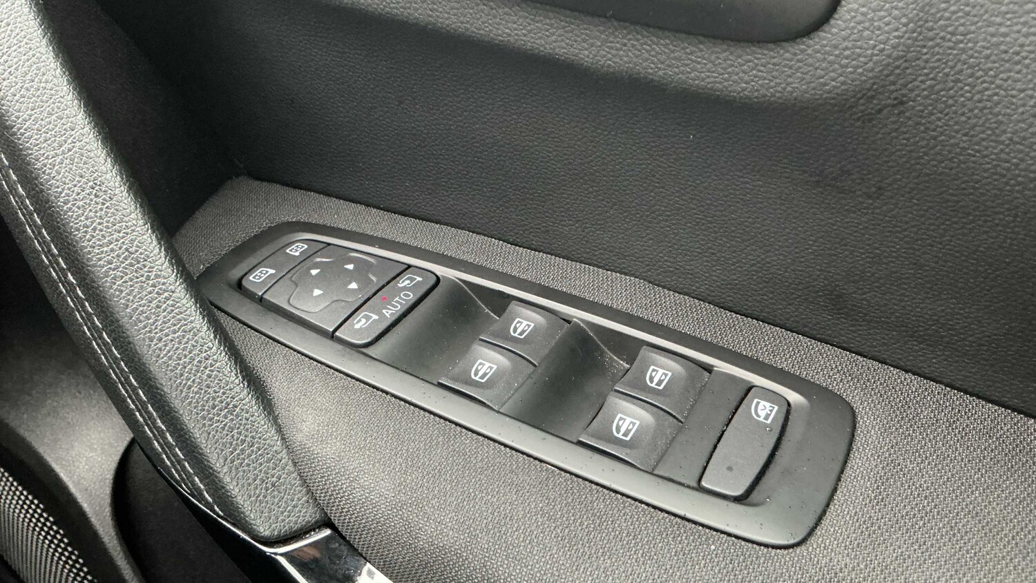 Used Renault Kadjar for sale - 77860616: Photo 17