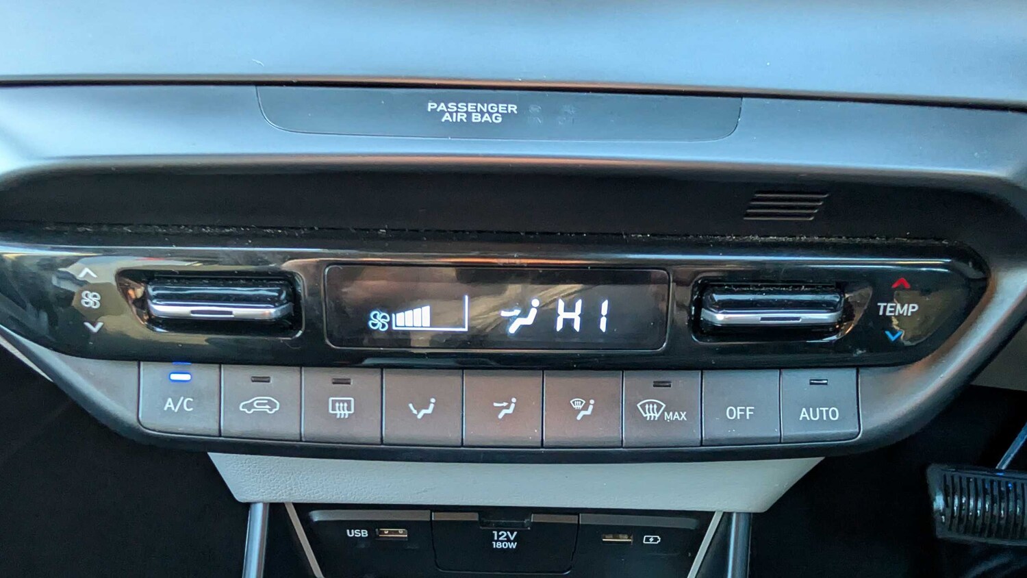 Used Hyundai i20 2022 for sale - 77857220: Photo 23