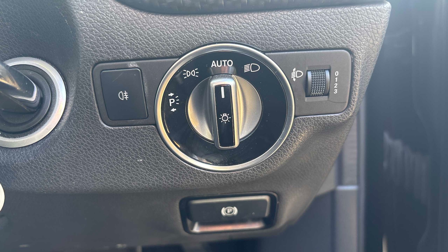 Used Mercedes-Benz A-Class for sale - 77856904: Photo 15