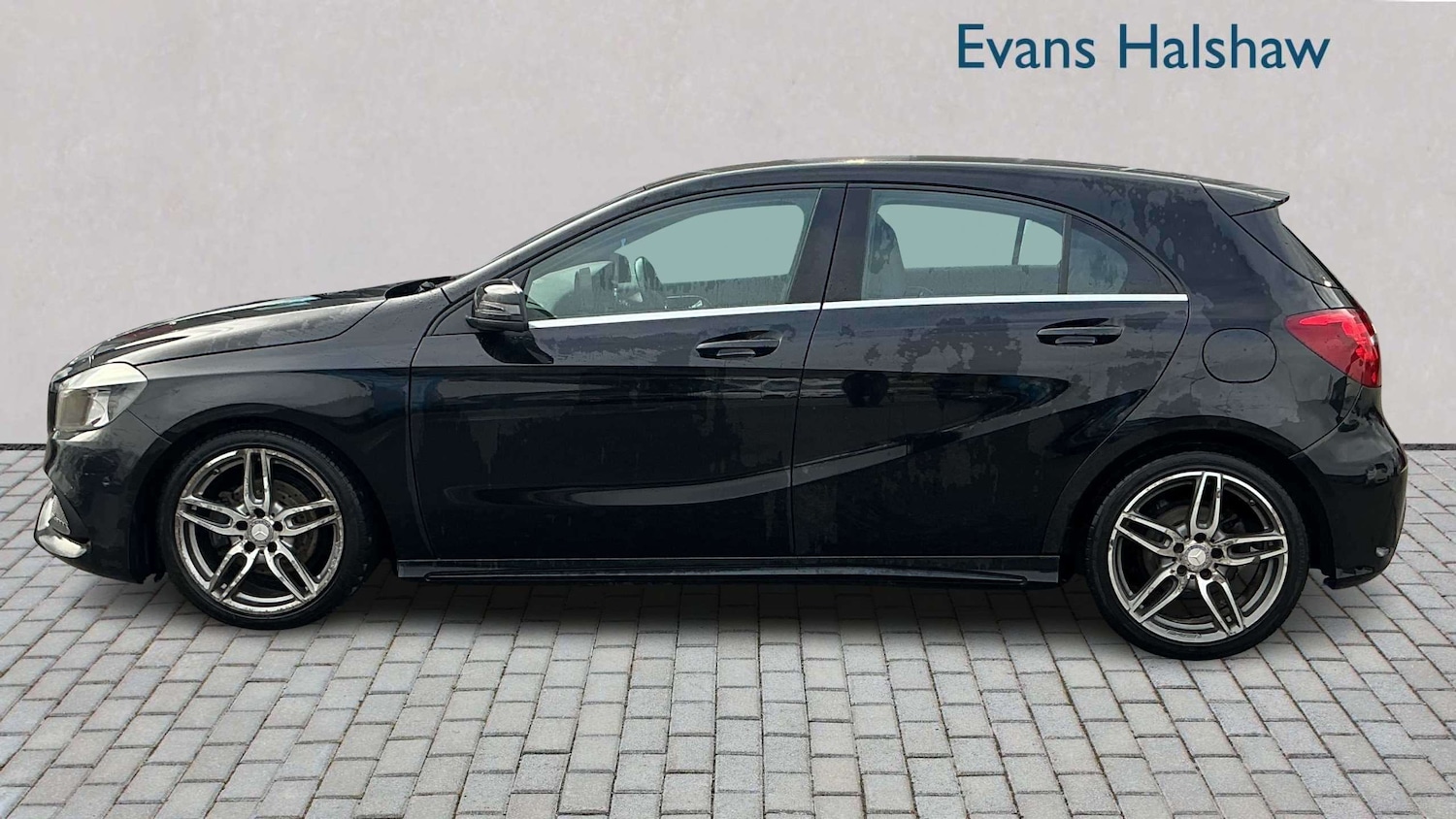 Used Mercedes-Benz A-Class for sale - 77856904: Photo 3