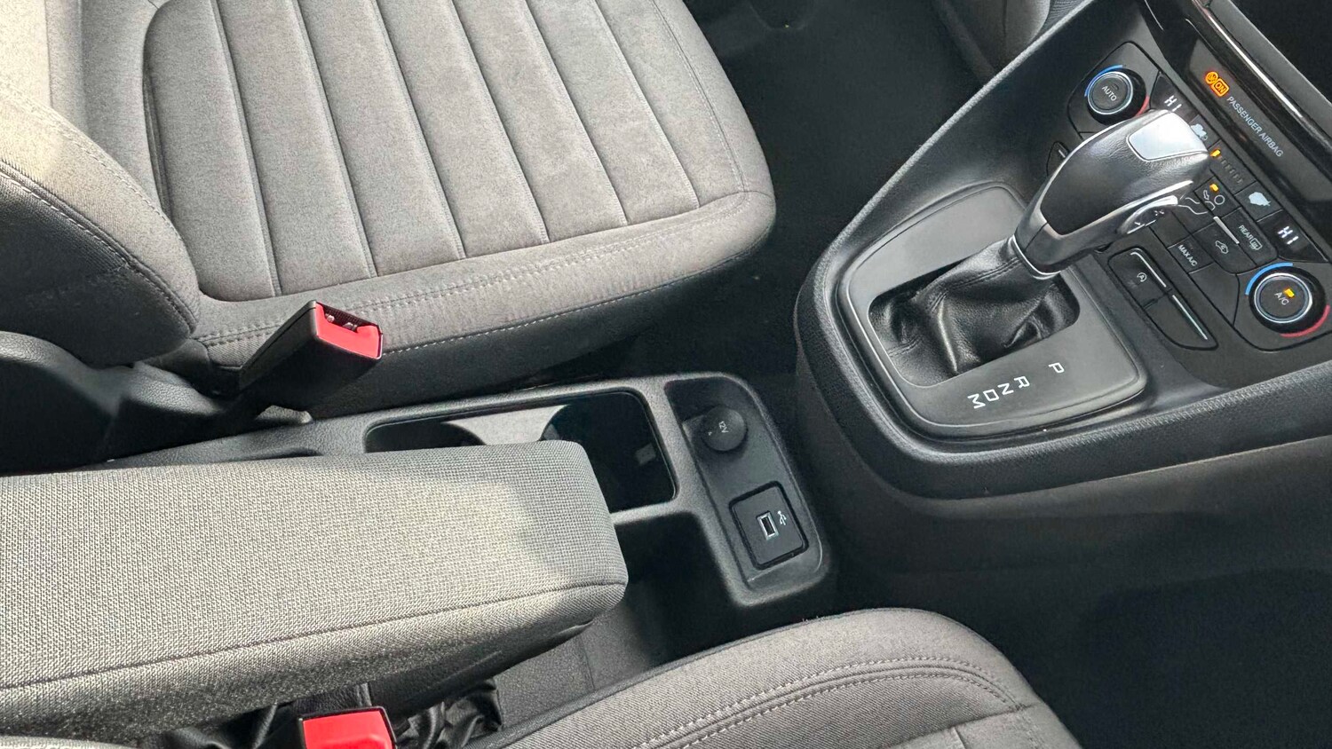 Used Ford Tourneo Connect 2020 for sale - 77859558: Photo 14