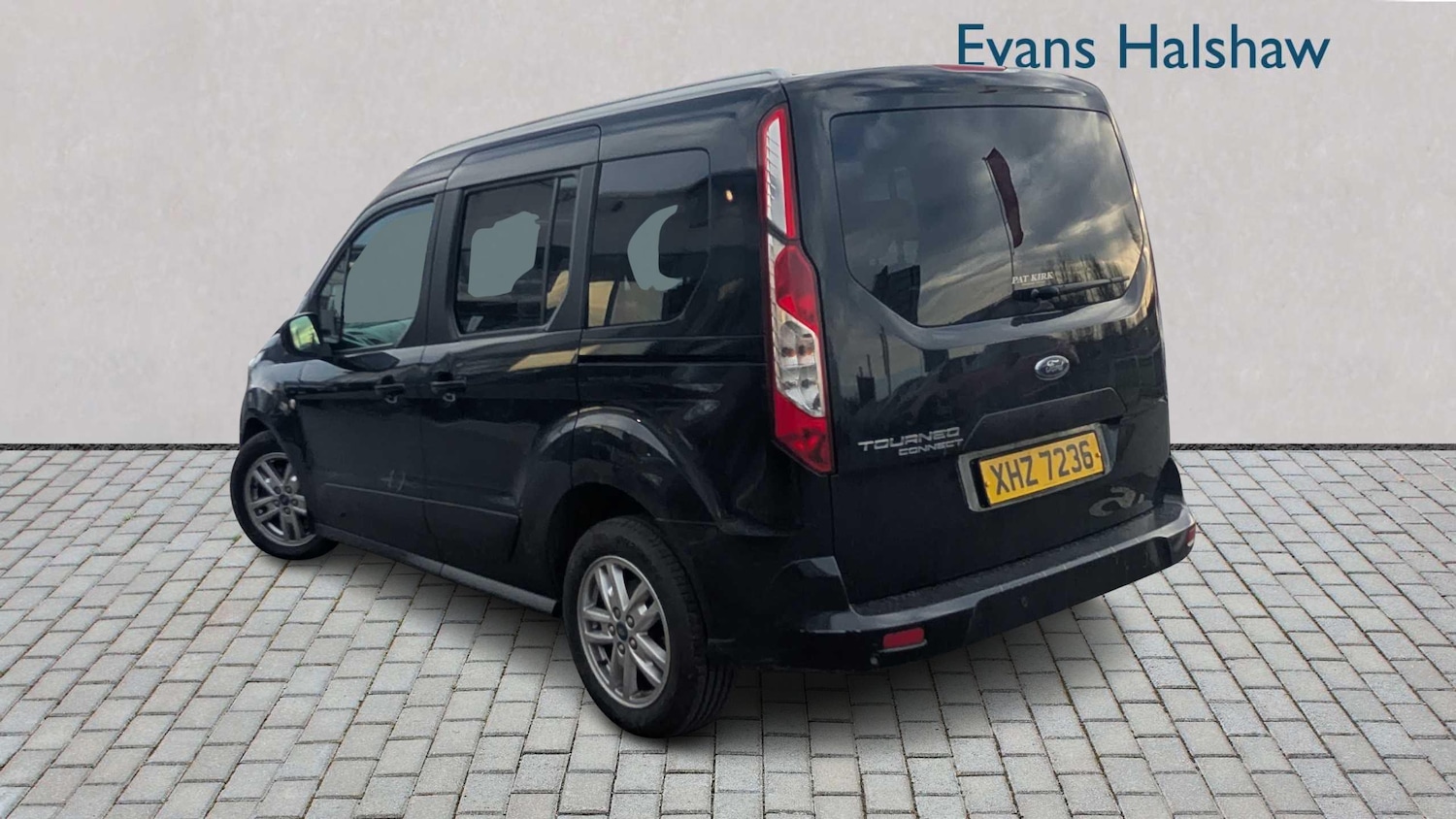 Used Ford Tourneo Connect 2020 for sale - 77859558: Photo 2