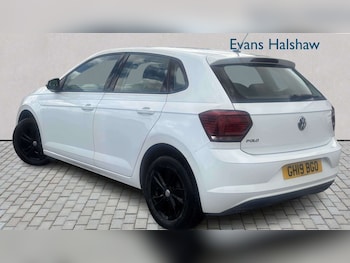 Used Volkswagen Polo 2019 for sale - 79118048: Photo