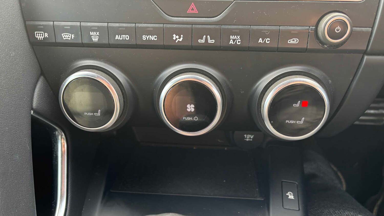 Used Jaguar E-Pace 2019 for sale - 78173446: Photo 19