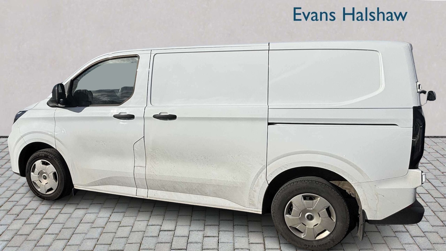 Used Ford Transit Custom 2024 for sale - 77943117: Photo 3