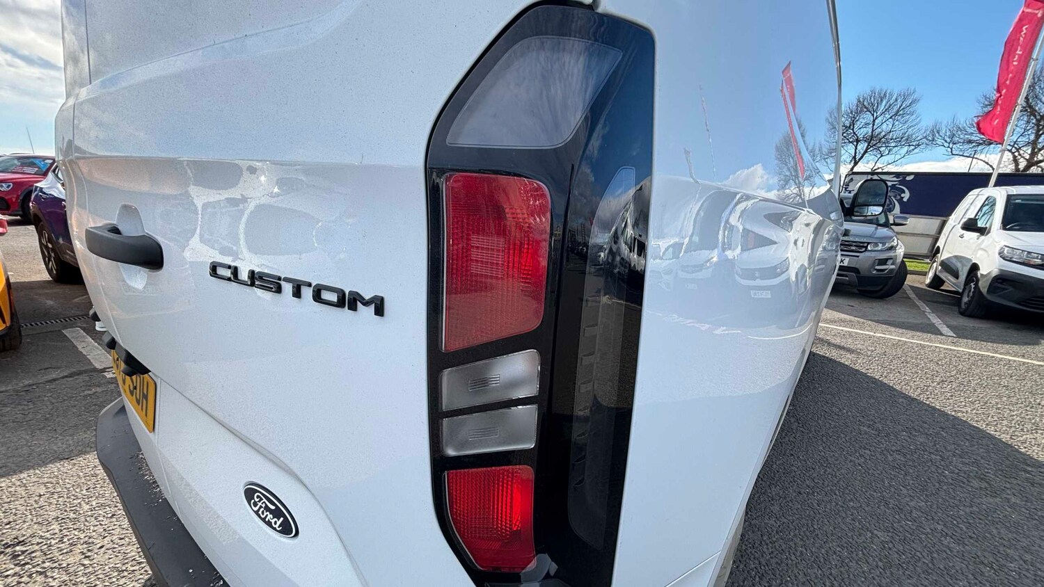 Used Ford Transit Custom 2024 for sale - 77943117: Photo 8