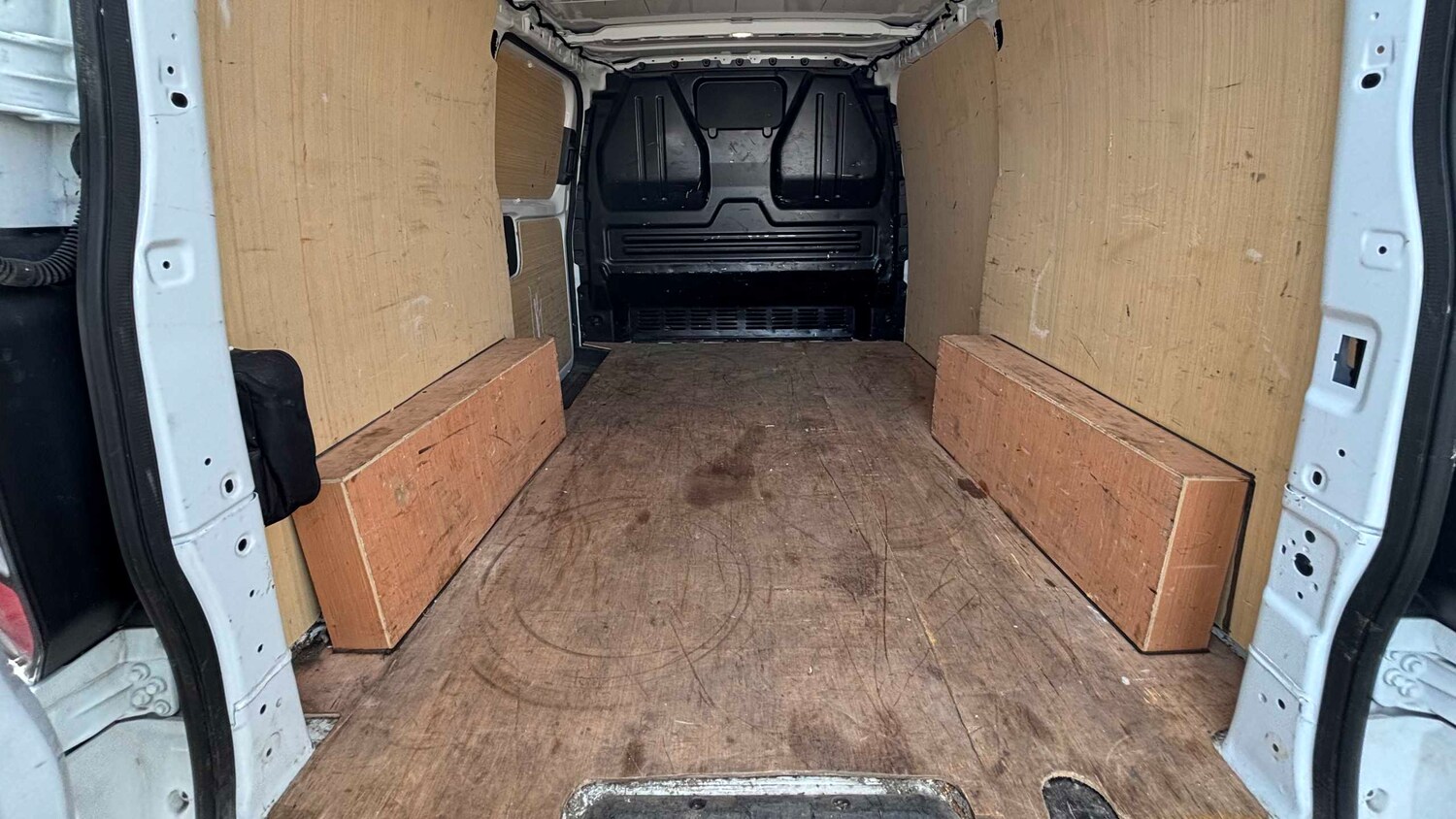 Used Ford Transit Custom 2024 for sale - 77943117: Photo 9