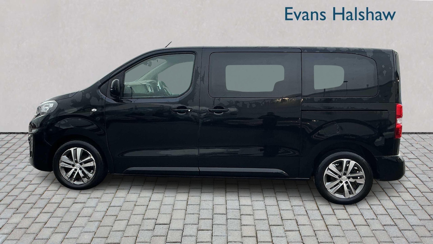 Used Peugeot Traveller 2021 for sale - 77857183: Photo 6