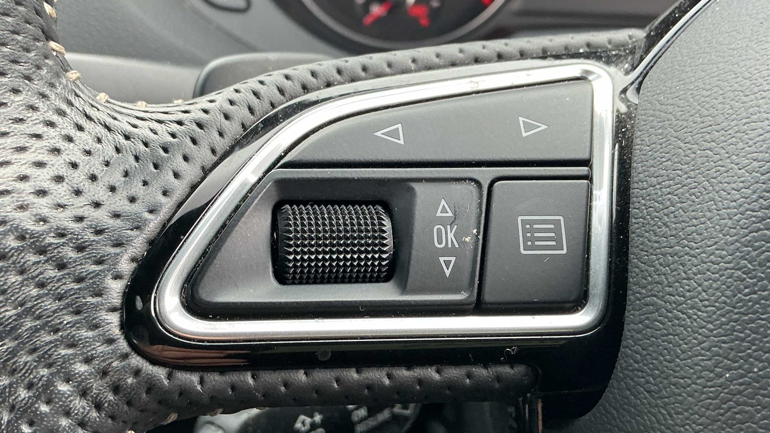 Used Audi Q3 2016 for sale - 77943276: Photo 17