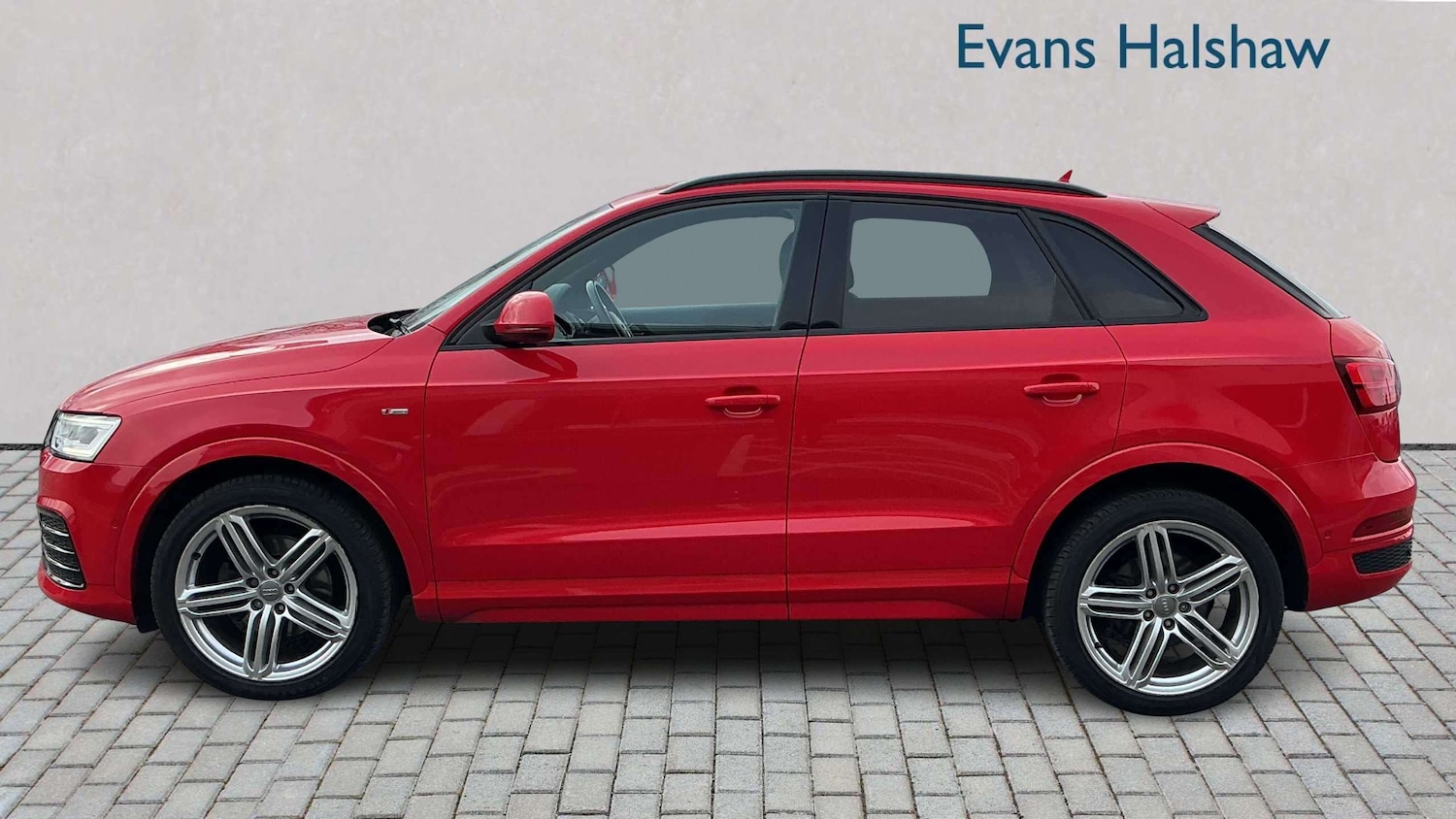 Used Audi Q3 2016 for sale - 77943276: Photo 3