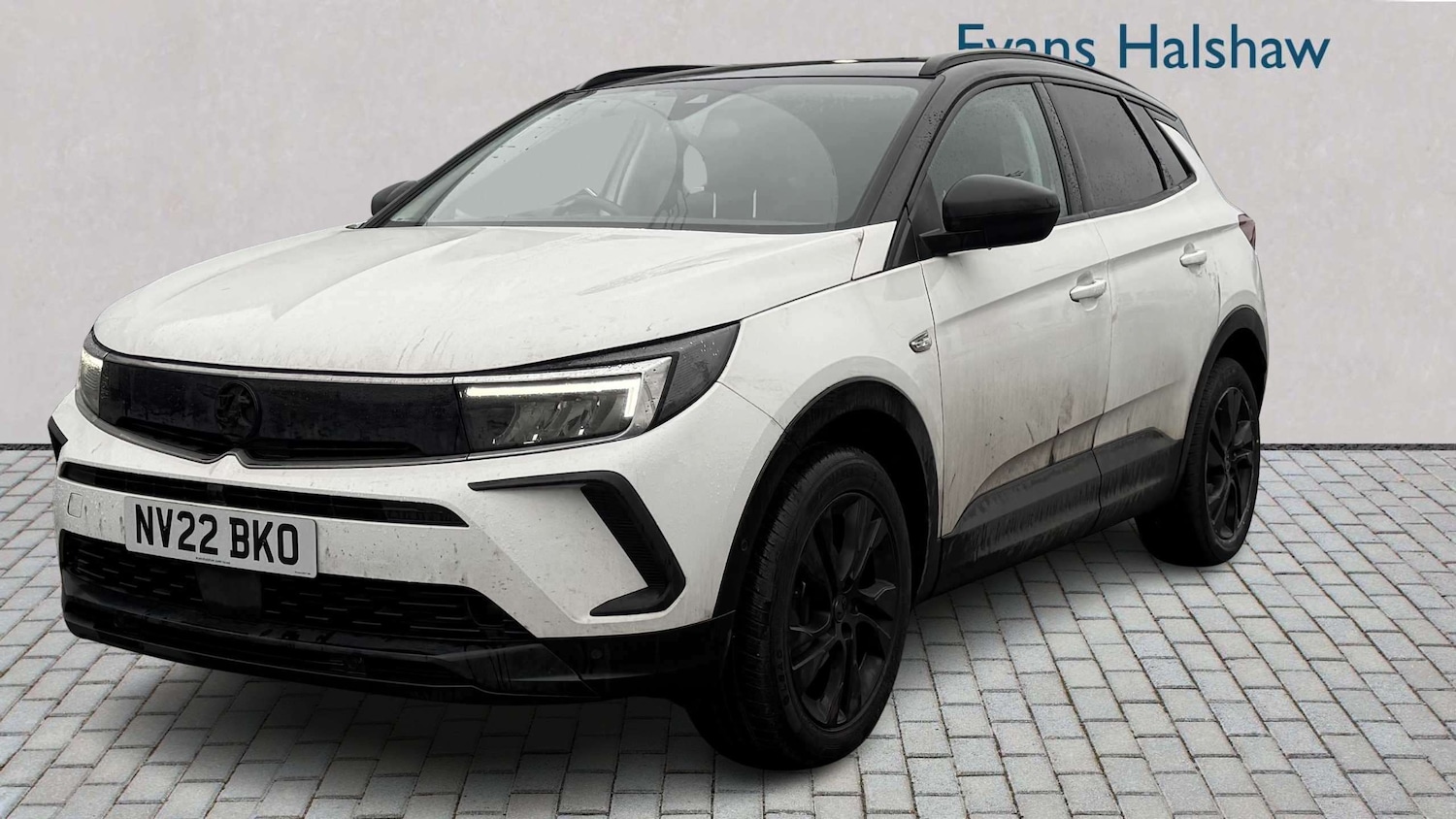 Used Vauxhall Grandland 2022 for sale - 77913682: Photo 2