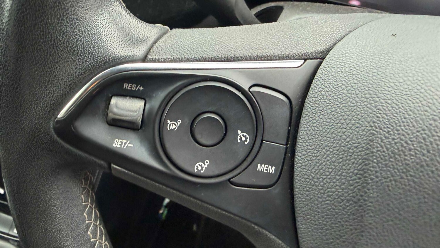 Used Vauxhall Grandland 2022 for sale - 77913682: Photo 9