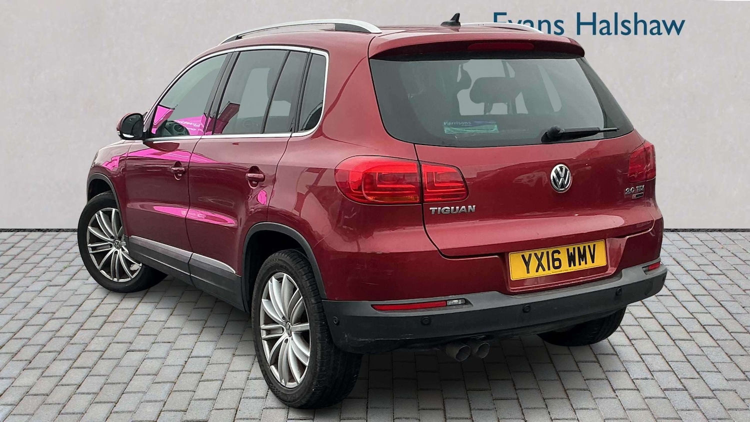 Used Volkswagen Tiguan for sale - 77862630: Photo 2
