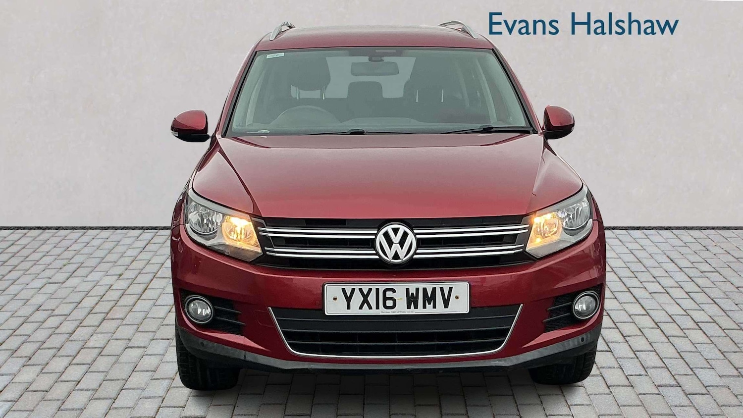 Used Volkswagen Tiguan for sale - 77862630: Photo 4