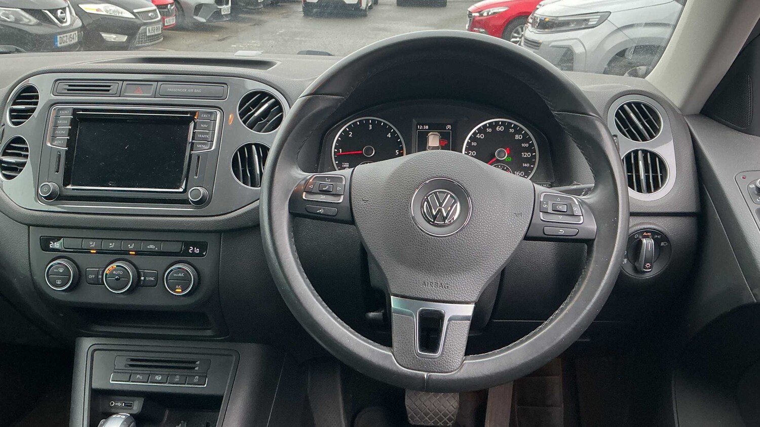 Used Volkswagen Tiguan for sale - 77862630: Photo 9