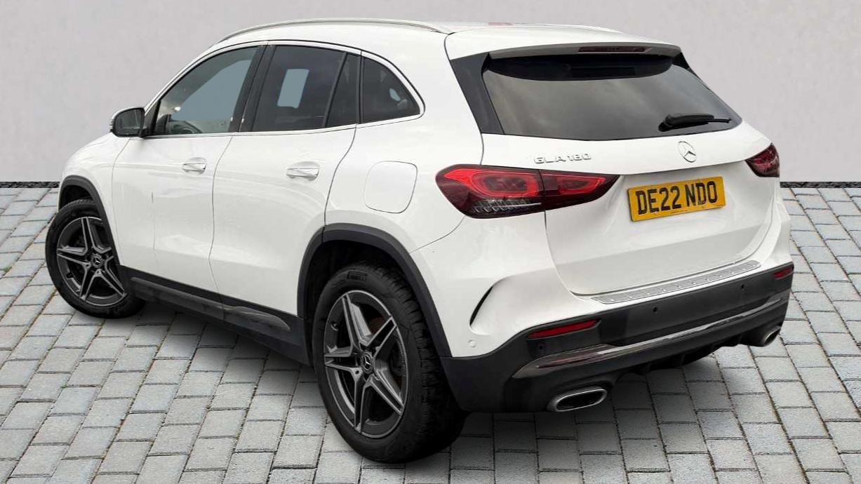 Used Mercedes-Benz GLA 2022 for sale - 77858726: Photo 2