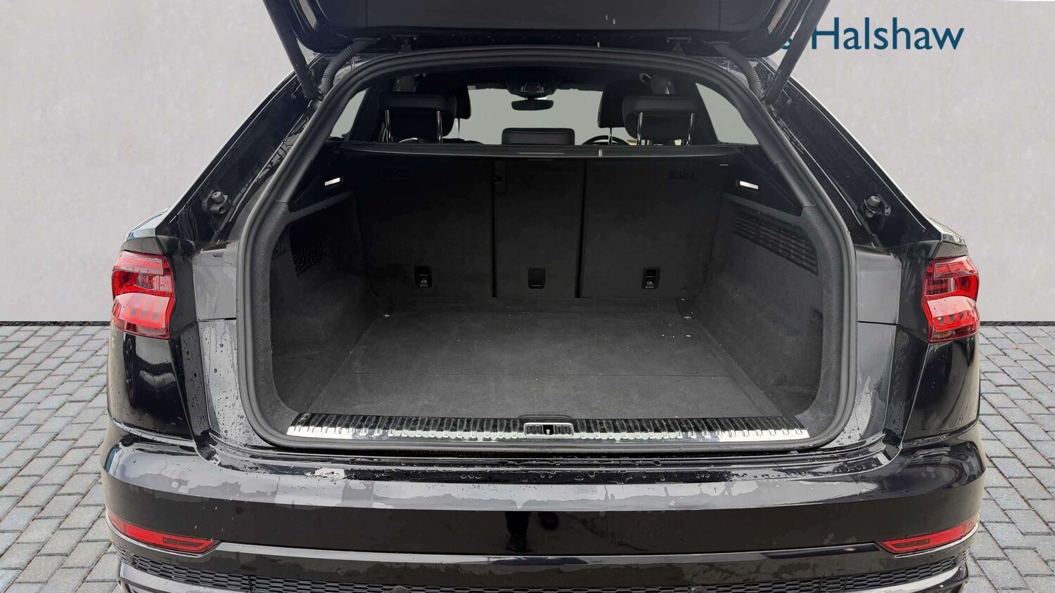 Used Audi Q8 2021 for sale - 78037686: Photo 7