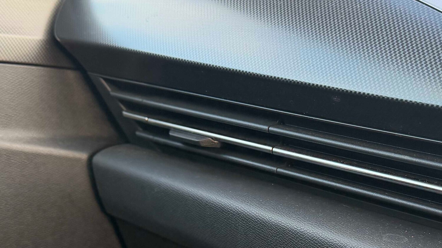 Used Vauxhall Astra for sale - 77860508: Photo 13