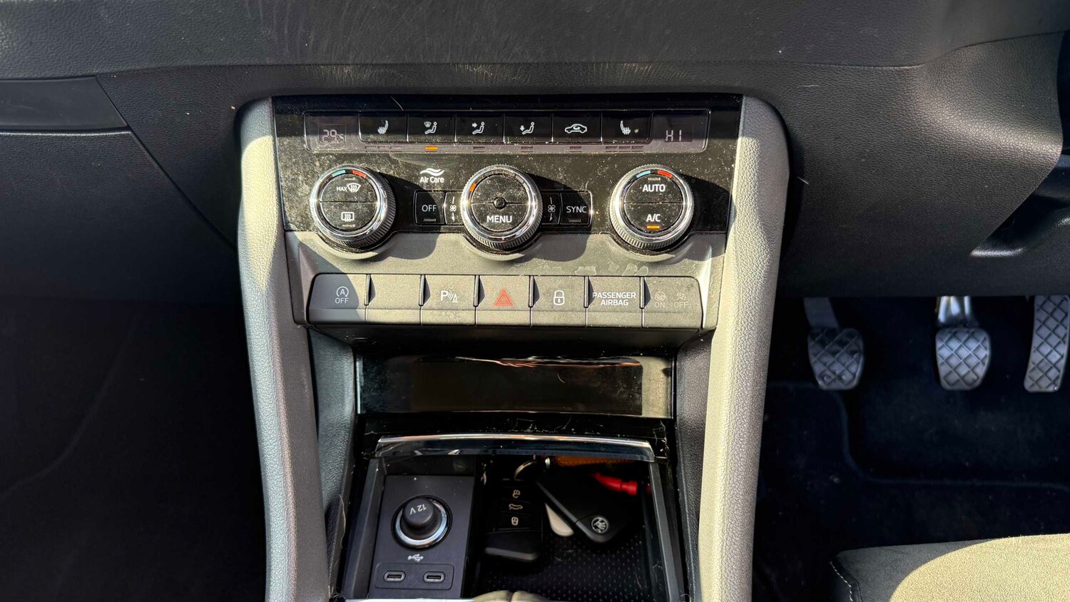 Used Skoda Karoq for sale - 77862624: Photo 17