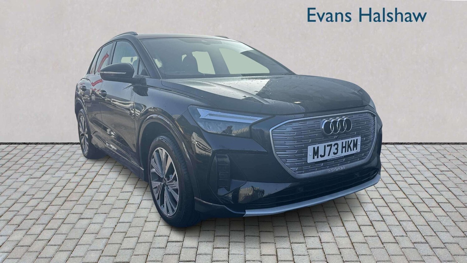 Used Audi Q4 e-tron 2024 for sale - 77858981: Photo 4