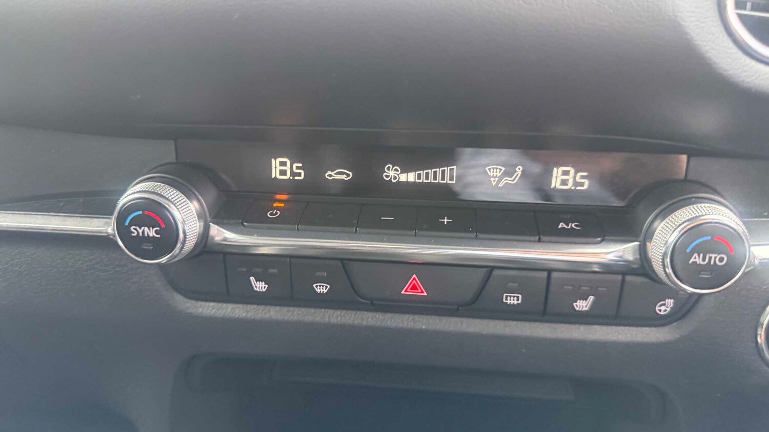 Used Mazda CX-30 2022 for sale - 78173710: Photo 13