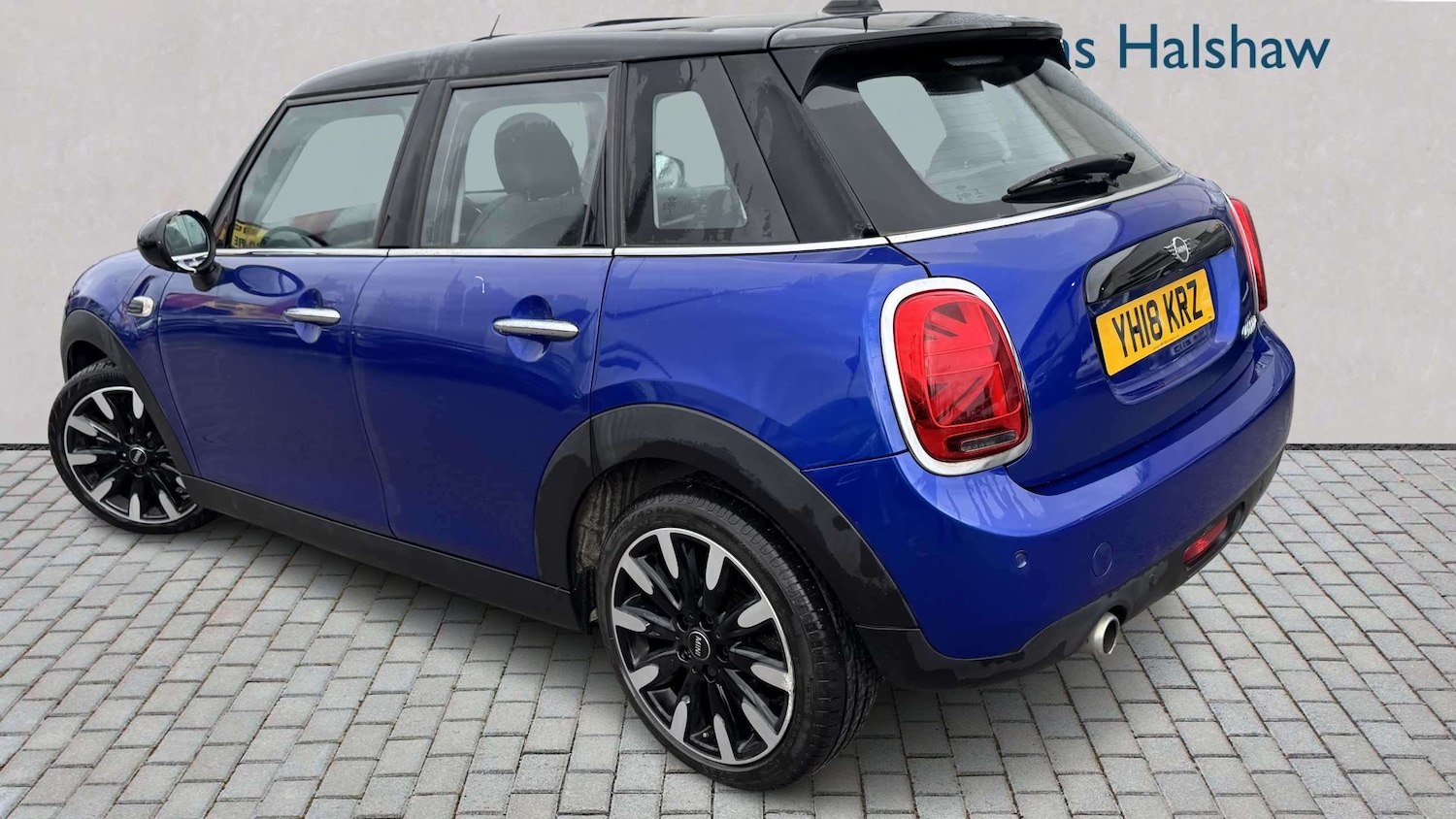 Used MINI Hatch 2018 for sale - 77857888: Photo 2