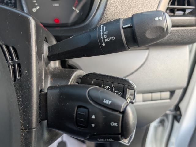 Used Vauxhall Vivaro 2020 for sale - 76877893: Photo 23