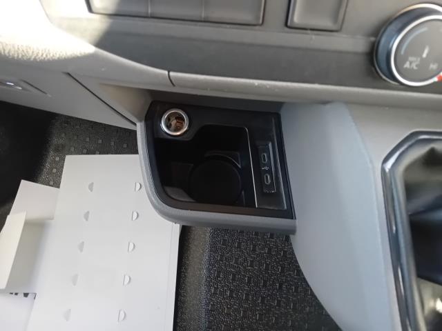 Used Volkswagen Transporter 2020 for sale - 77001814: Photo 28