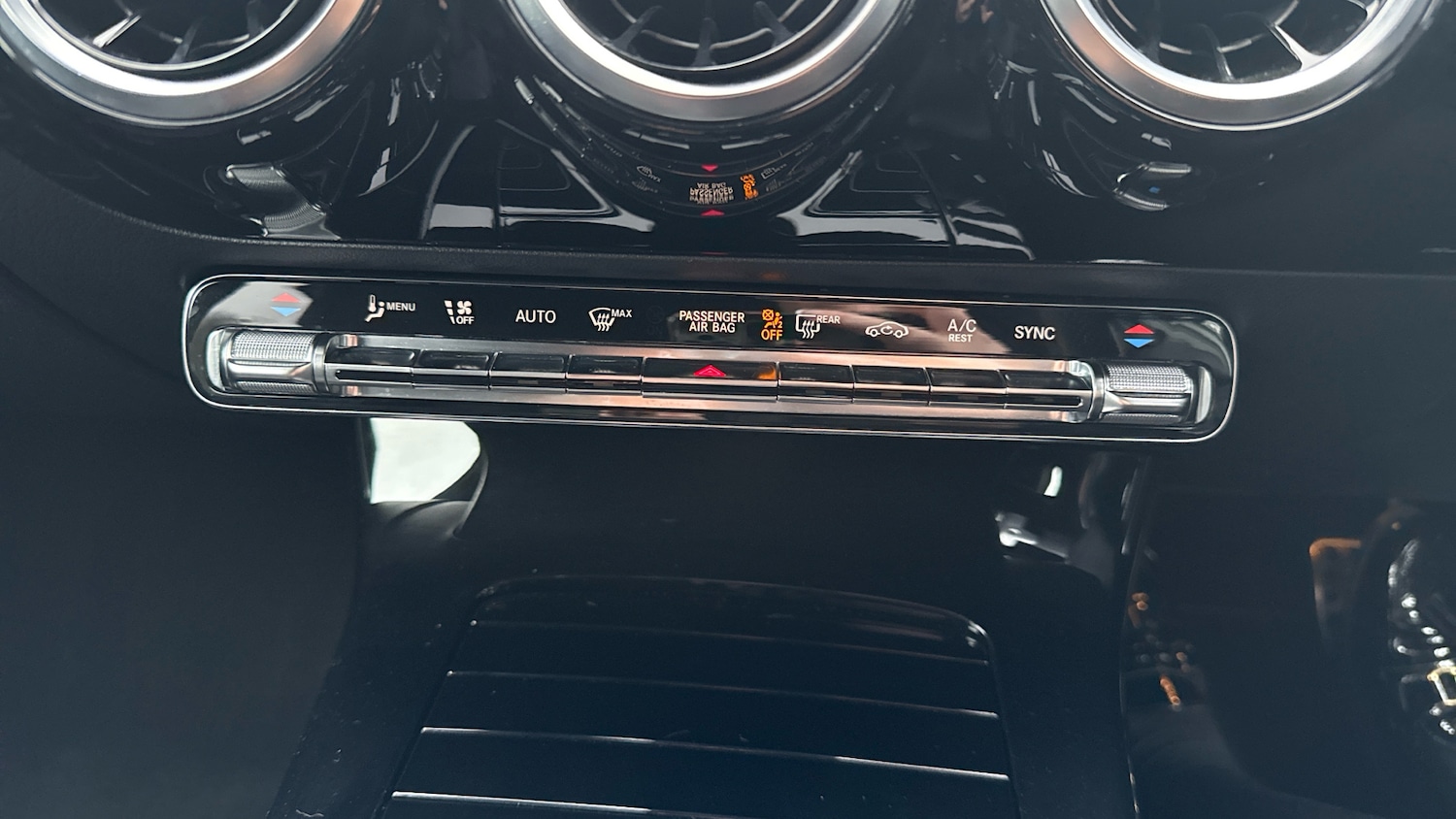 Used Mercedes-Benz A-Class 2020 for sale - 77653547: Photo 25