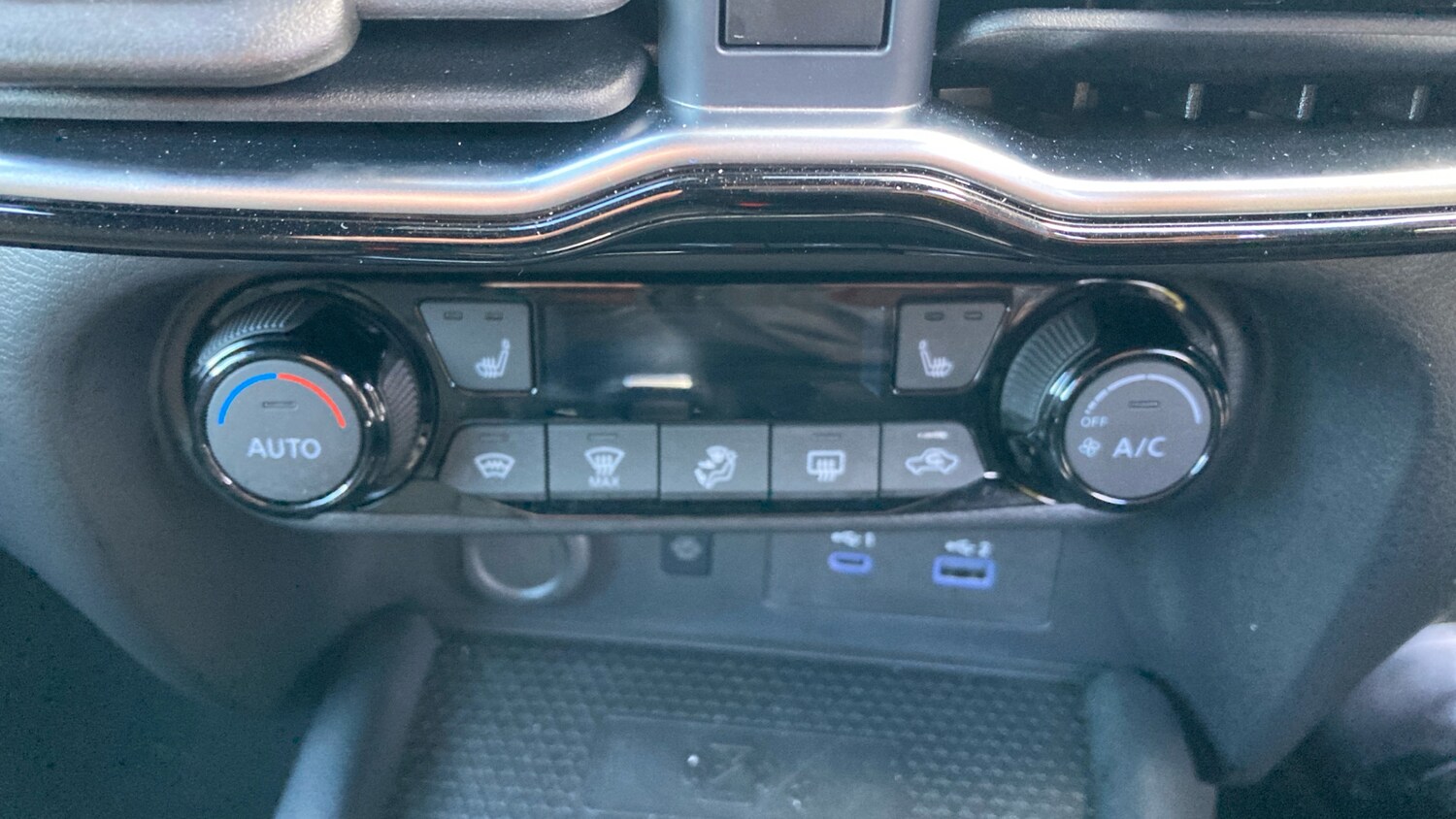 Used Nissan Juke 2024 for sale - 76292818: Photo 30