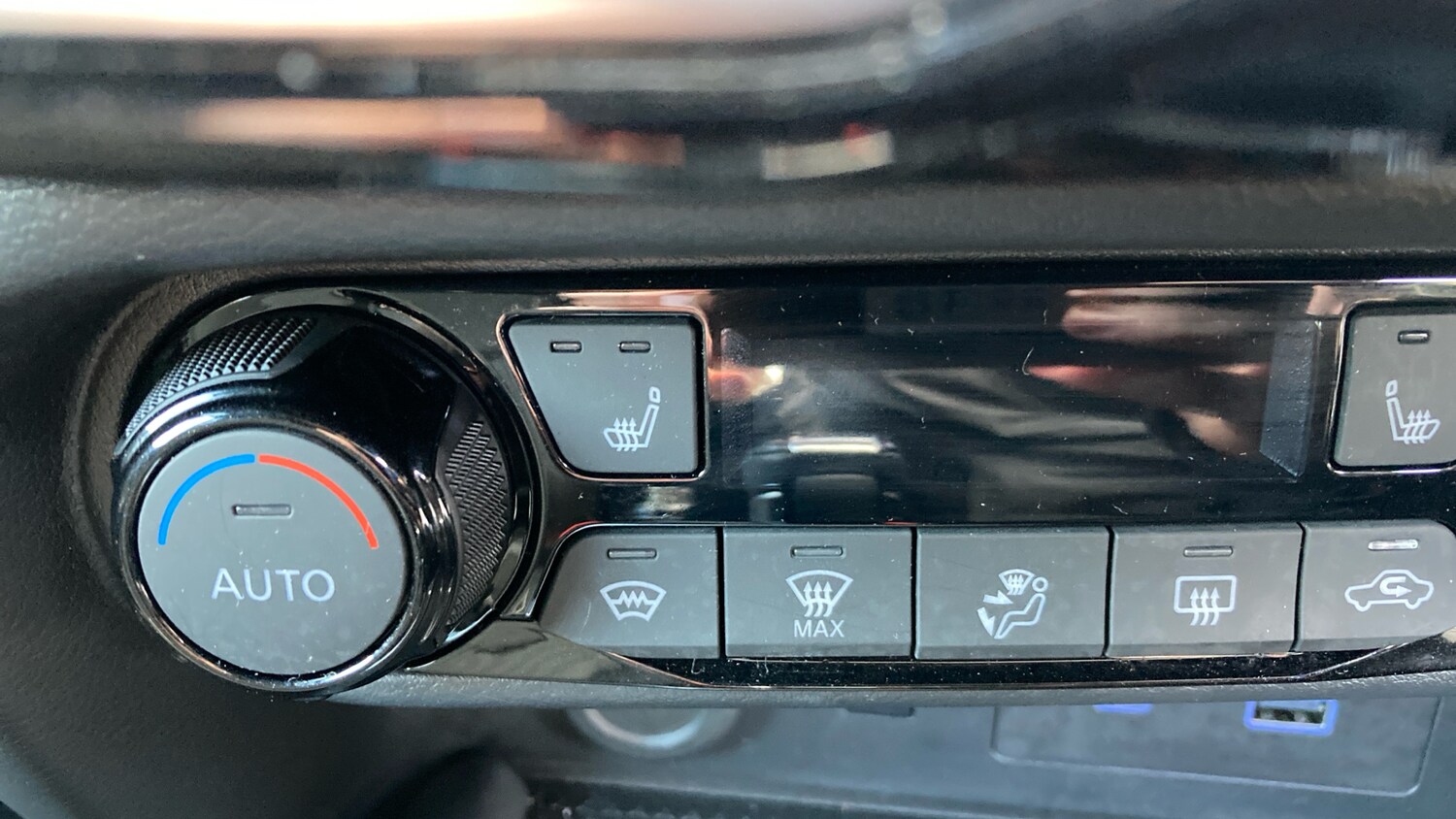 Used Nissan Juke 2024 for sale - 76292818: Photo 31