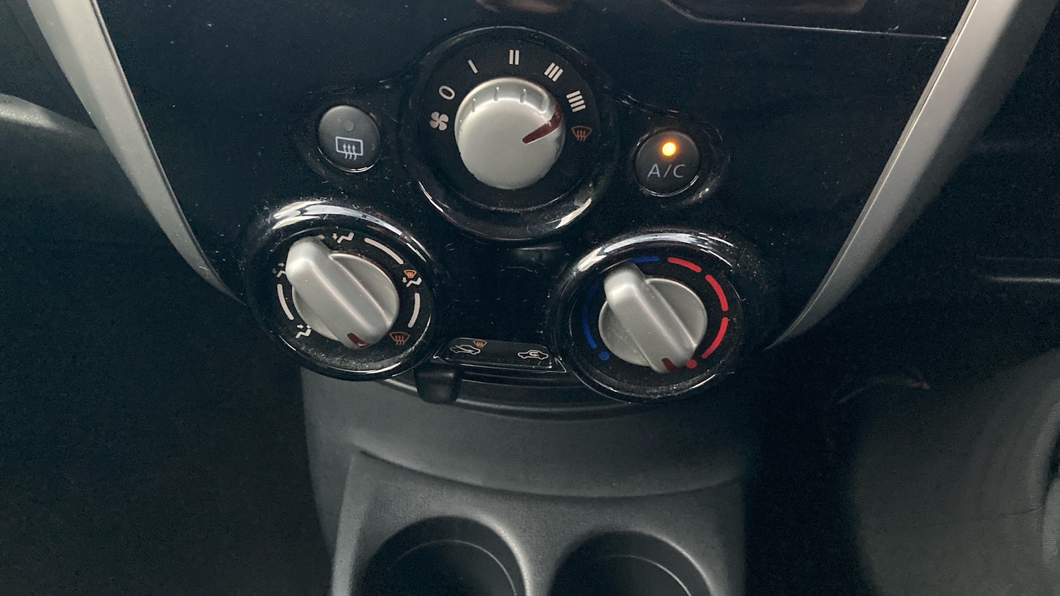 Used Nissan Note 2016 for sale - 77023278: Photo 32