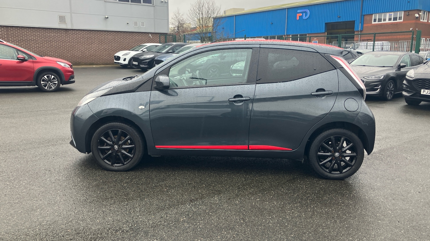 Used Toyota AYGO 2017 for sale - 77779025: Photo 30