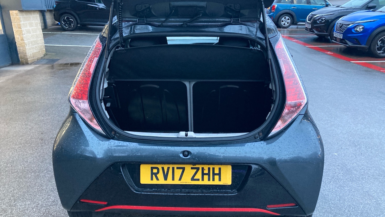 Used Toyota AYGO 2017 for sale - 77779025: Photo 4